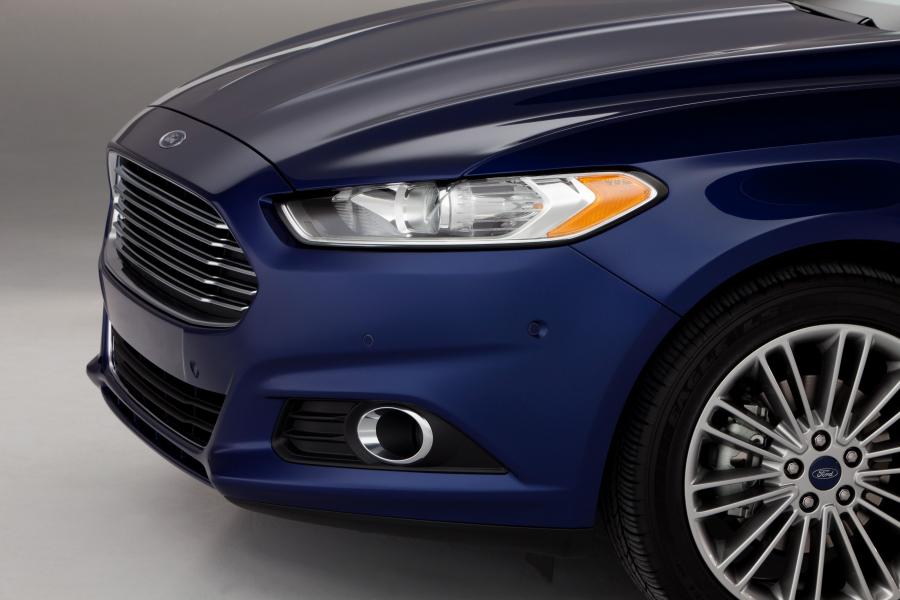 Ford Fusion 2013 года  (US) (фото 59 из 202)